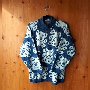 Needles & Yarn Vintage Blue Gray/White Teddy Bear Mock Neck Knit Sweater
